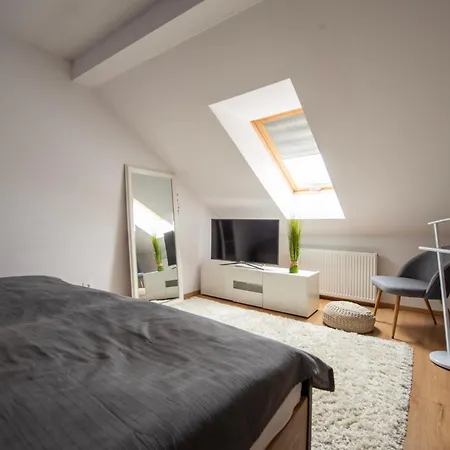 Apartament Ztracena *